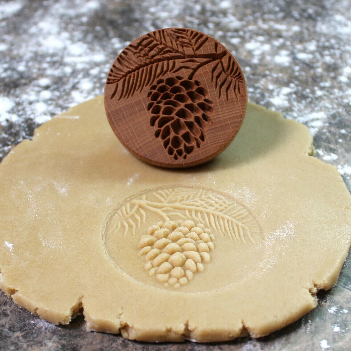 Premium Shortbread Mold - Beech Wood