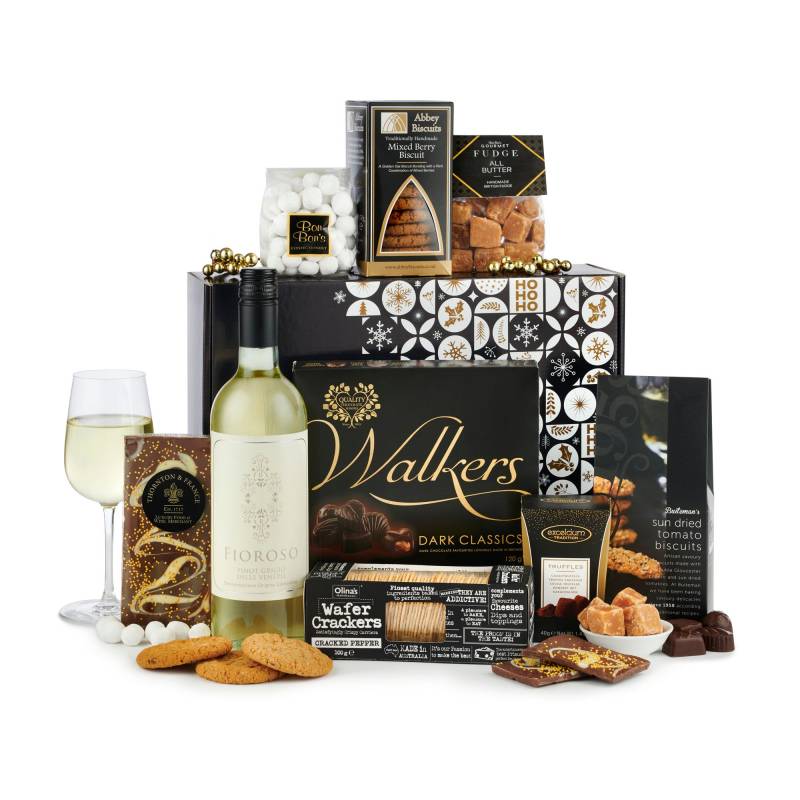 Cozy Up with The Winter Warmer Hamper: A Luxurious Treat for the Senses